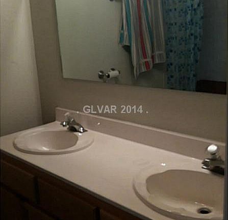 5th image of 1057 Westminster Ave