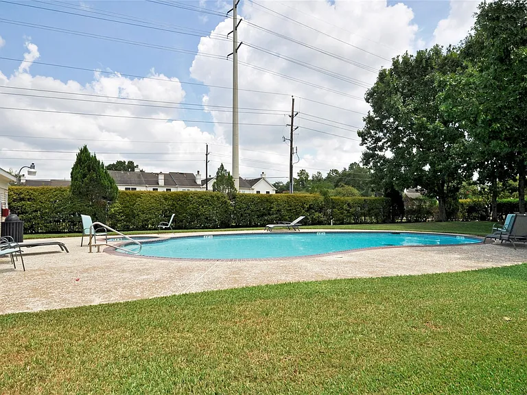 2930 Grants Lake Blvd #2704 — Photo 25