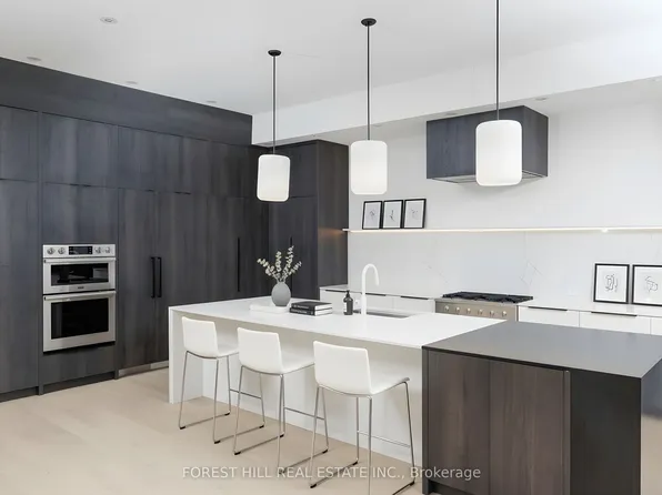 170 Ranee Ave, Toronto, ON M6A 1N5