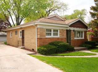 351 Lionel Rd, Riverside, IL 60546