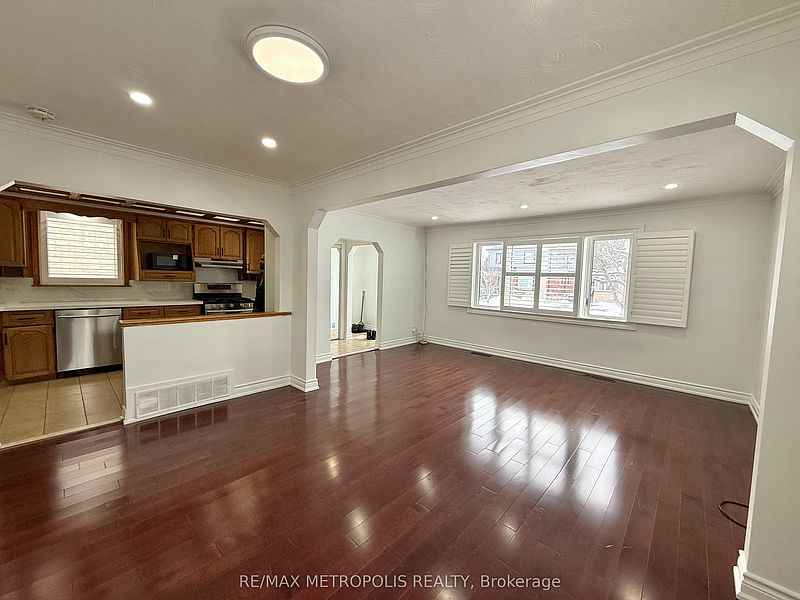 Toronto House for rent - 3 Bedrooms — photo 4