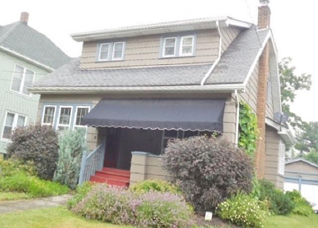 1st image of 16 Dearborn St