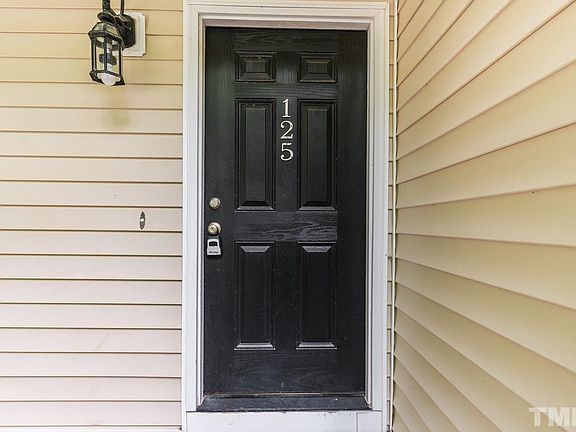 3rd image of 125 Lanigan Pl