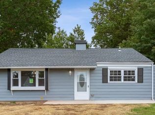 32 Winthrop Rd, Edison, NJ 08817