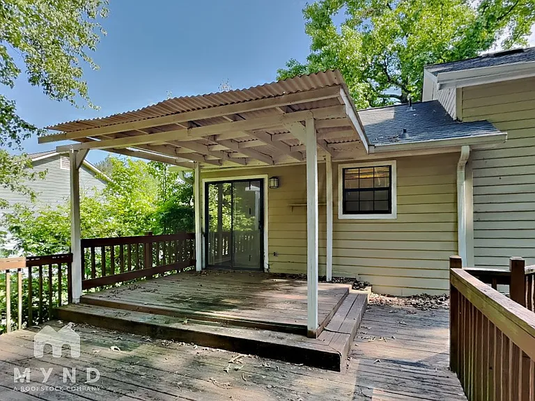 2682 Winding Creek Dr — Photo 19