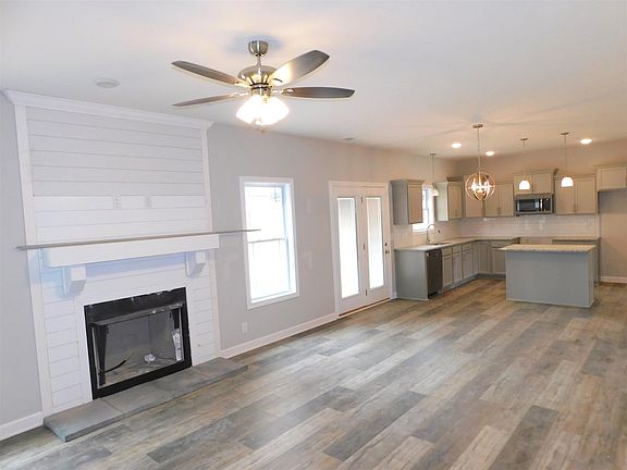 2nd image of 117 Locust Run Lot 117