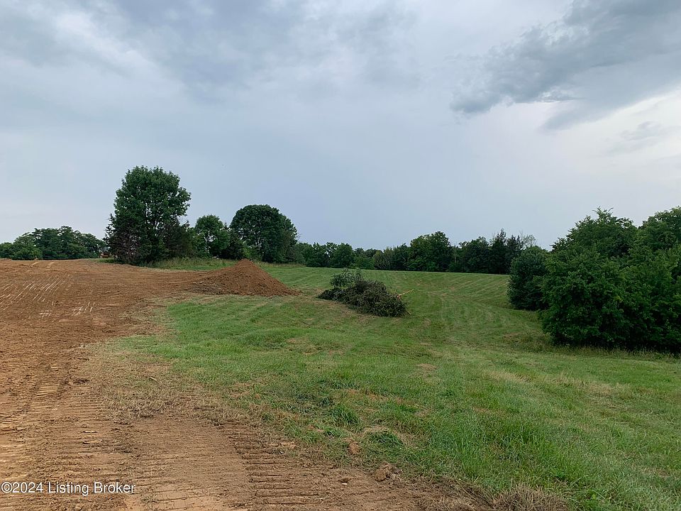 2nd image of 7 Colonel Cox Rd N