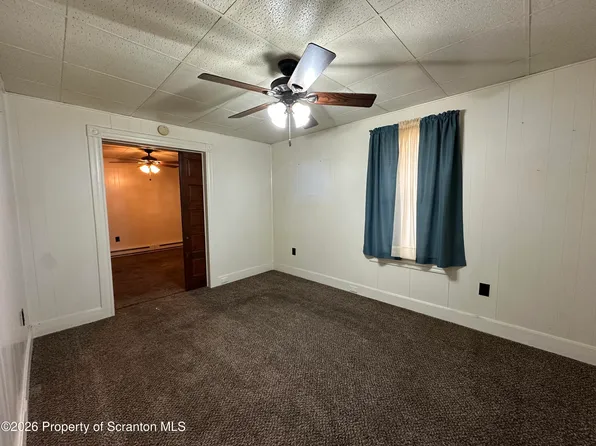 546 Main St, Scranton, PA 18519