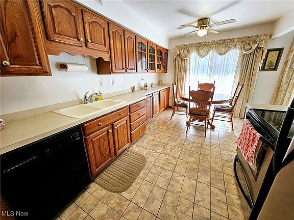 5th image of 17305 Independence Ct