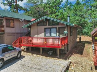 864 Maple Ln, Sugarloaf, CA 92386