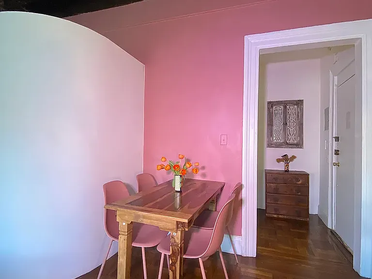 240 E 15th St #7 — Photo 4