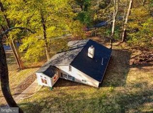 400 Luchase Rd, Linden, VA 22642