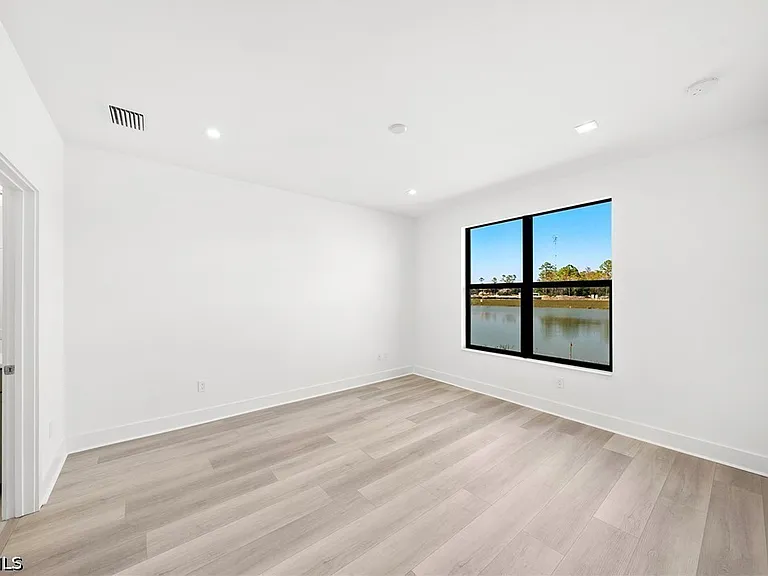 13104 Georges Cay Pl — Photo 22