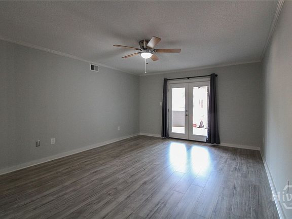 4th image of 2505 W Broad Street #212