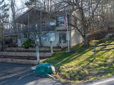 3193 Pine Ridge Dr, Bushkill, PA, 18324