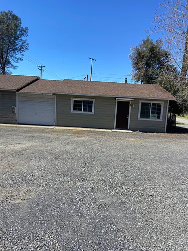 54 Cherry Ln #E Photo 1