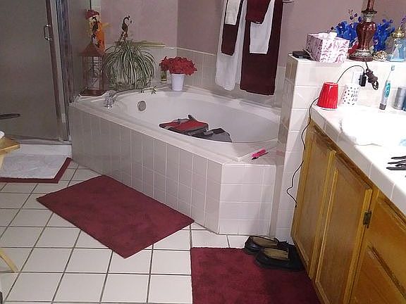 3rd image of 6653 Buckingham Dr