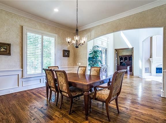 3rd image of 6612 Village Springs Dr