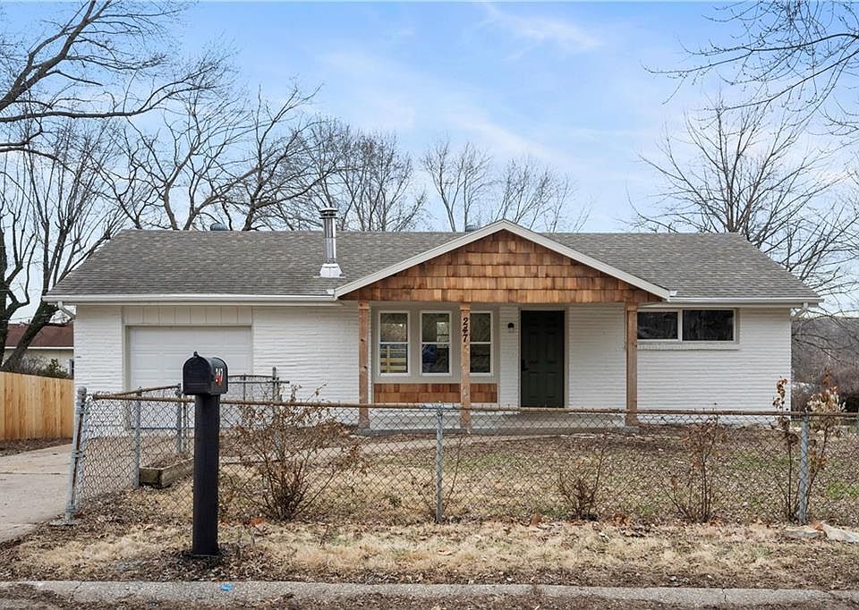 247 E Whittier St, MO 64119 MLS 2473125 Zillow