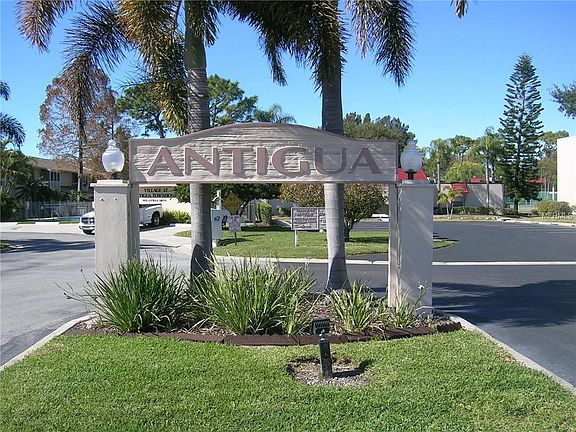 2nd image of 9044 Antigua Dr