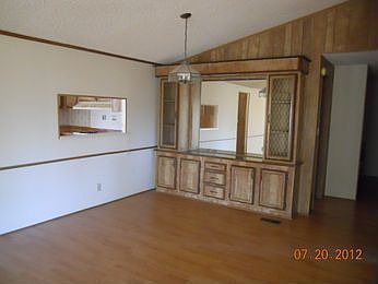 5th image of 24350 Wagon Wheel Ln