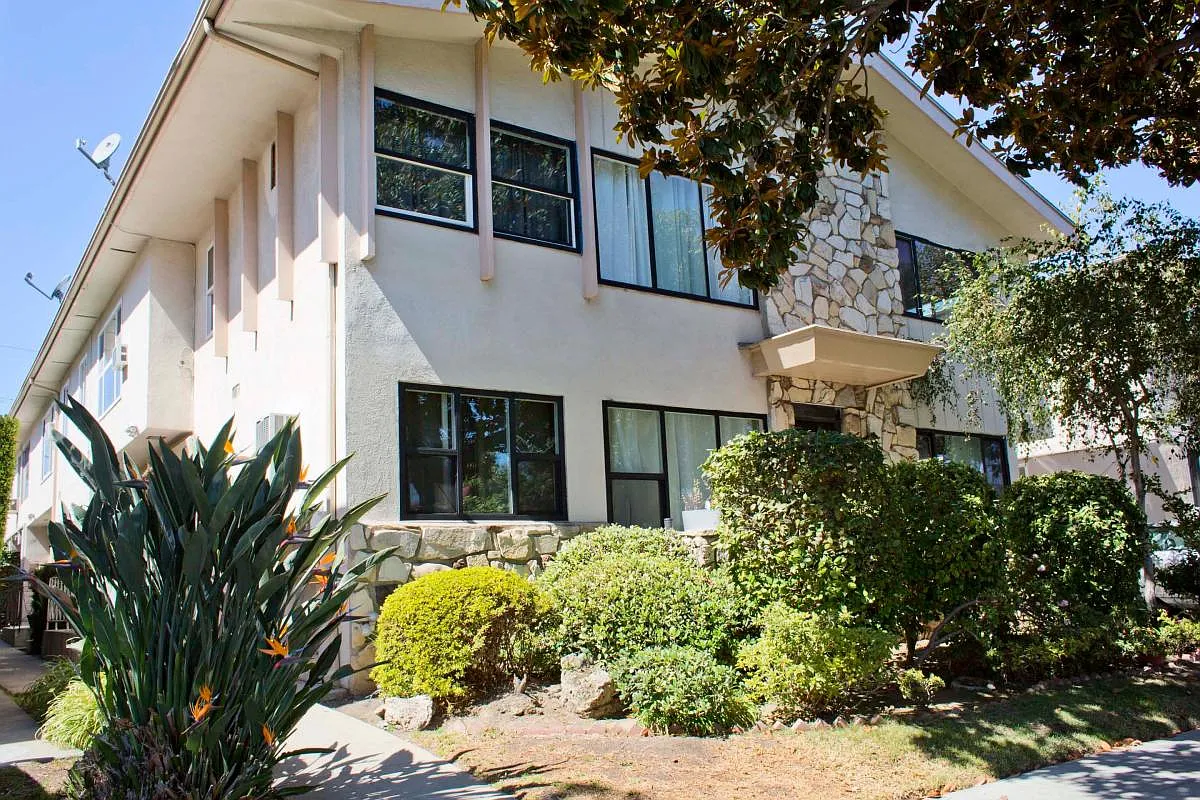 S Doheny Drive, Beverly Hills — Photo 4