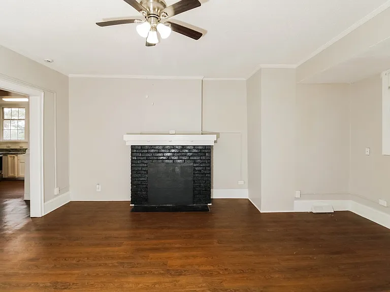 50347_019_living_room_13461753.jpg