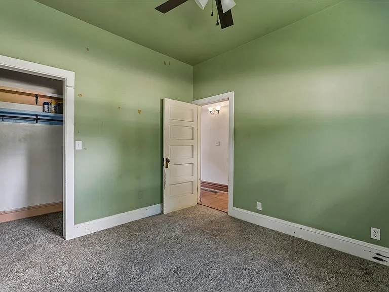 1011 Jackson St — Photo 12