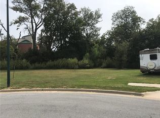 206 W Weymouth Ct, Siloam Springs, AR 72761