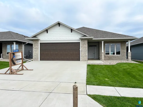 5416 E 65th St, Sioux Falls, SD 57108