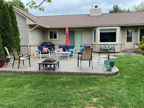 2nd image of 2590 Lauryl Dr