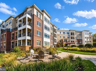 9430 Silver King Ct Unit 103, Fairfax, VA 22031