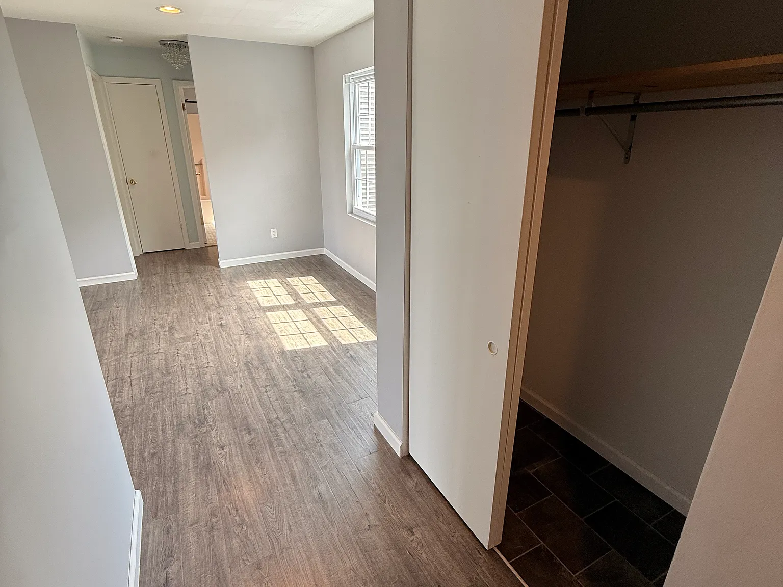 1 bed, $2,100 — Photo 3
