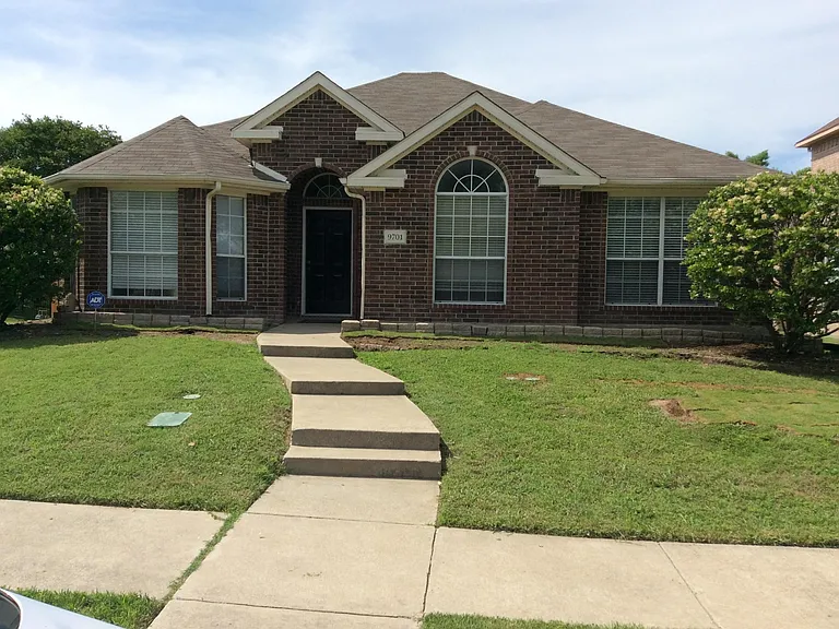 9701 Rochdale Dr — Photo 1