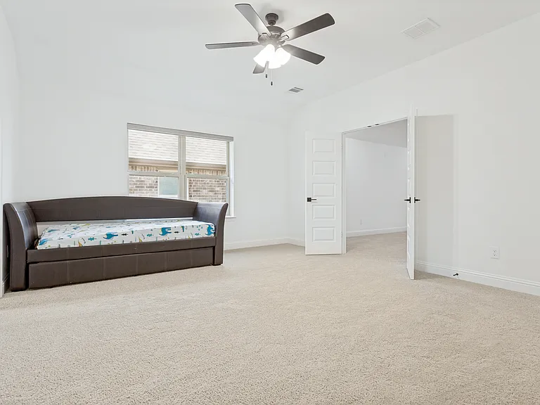 465 Willowmore Dr #465 — Photo 11