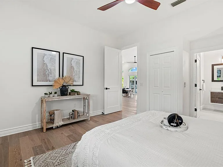 1707 Caribbean Dr — Photo 29