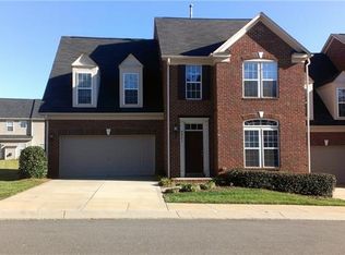 4821 Fonthill Ln, Charlotte, NC 28210