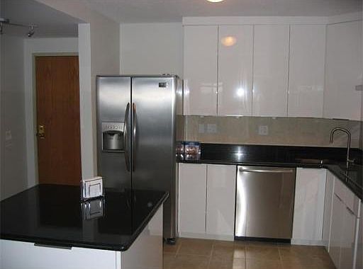 3rd image of 100 Cove Way Unit 707