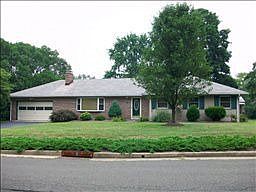 1st image of 40 New Brook Dr