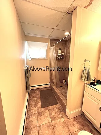 1 bed, 1.0 bath, $2,900 — Photo 4