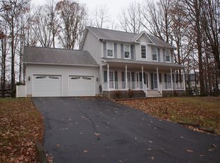 11908 Oakhurst Dr, Fredericksburg, VA 22407
