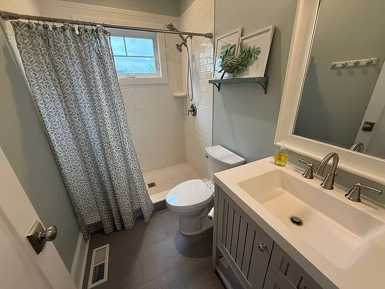 307 Valley Rd — Photo 13