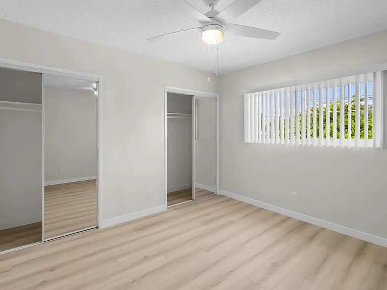 2823 S Corning St #4 — Photo 26