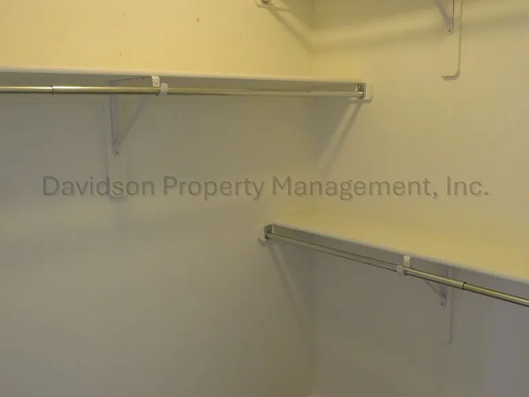 7629 Autumn Knoll Dr — Photo 11