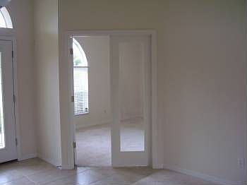 3rd image of 519 Nature Creek Ln