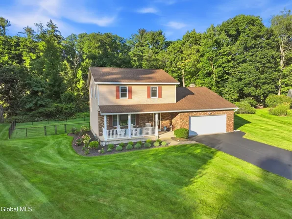4008 Luigi Court, Schenectady, NY 12303