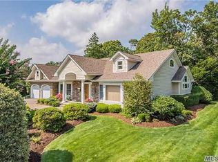 4 Kenwood Dr, Massapequa, NY