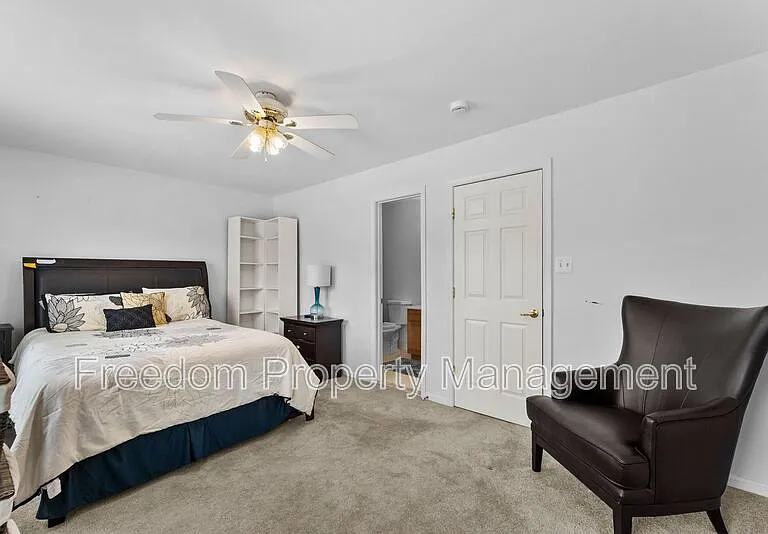15305 Brazil Cir — Photo 32