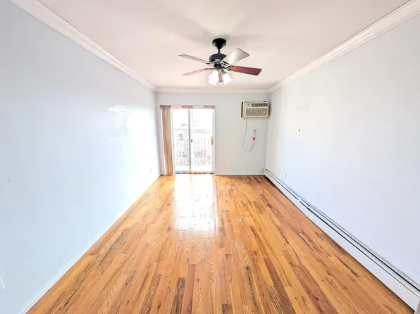 93 East 57th Street image 13 of 13