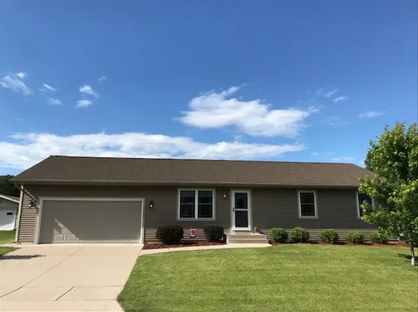 2060 Stonewood Ct, Sparta, WI 54656
